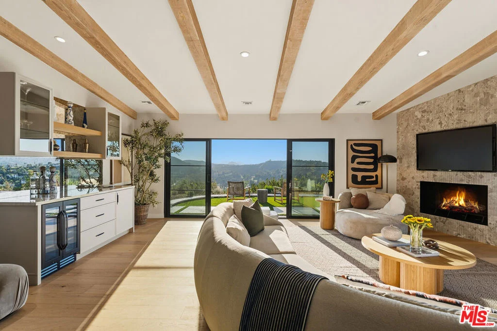 Photo of 23935 Park Belmonte