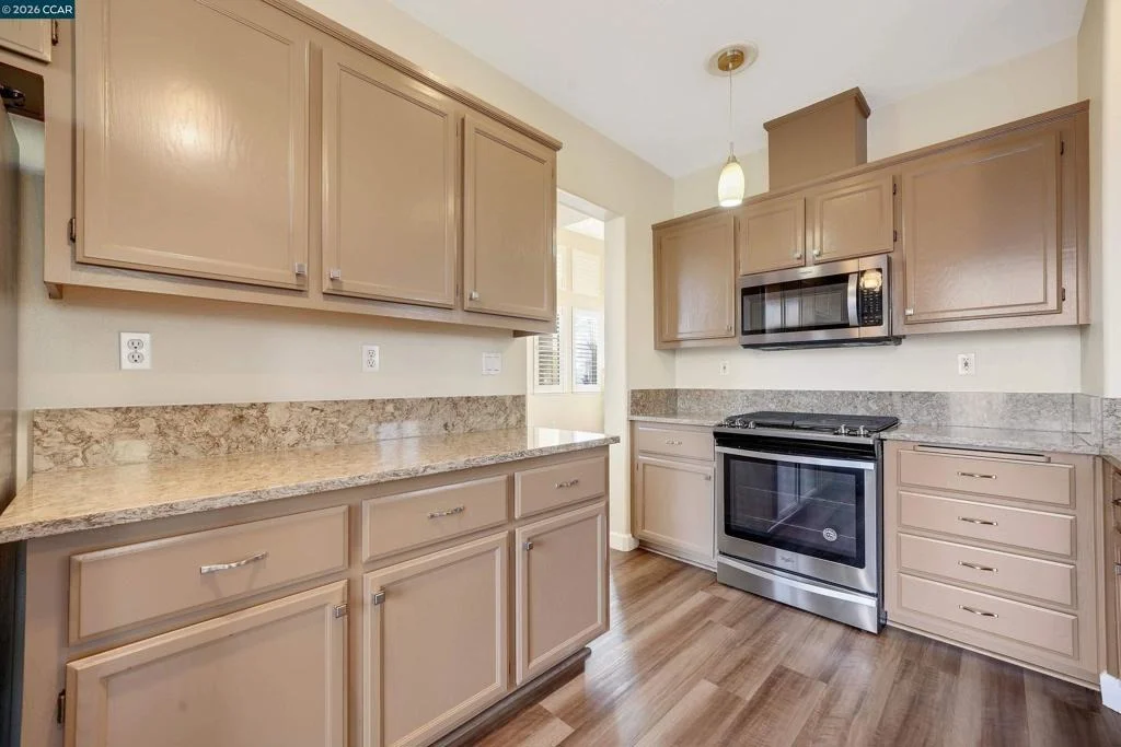 Photo of 738 Marsh Pl