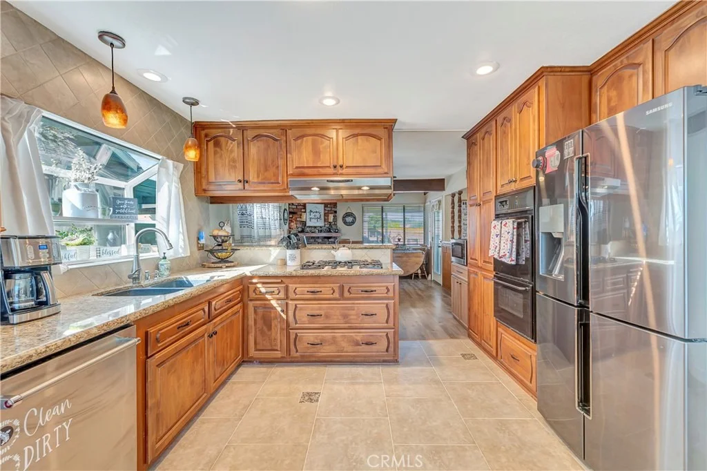 Photo of 15914 Lawnhill