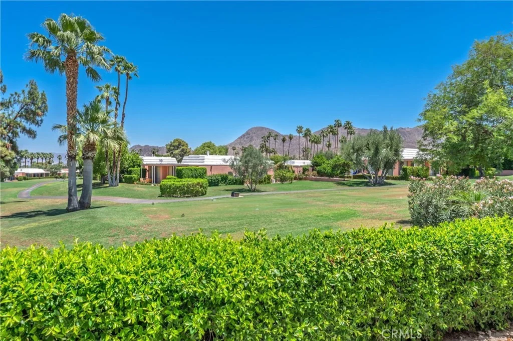 Photo of 47090 Amir Drive