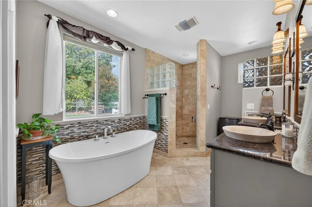 Photo of 40639 Baccarat Road