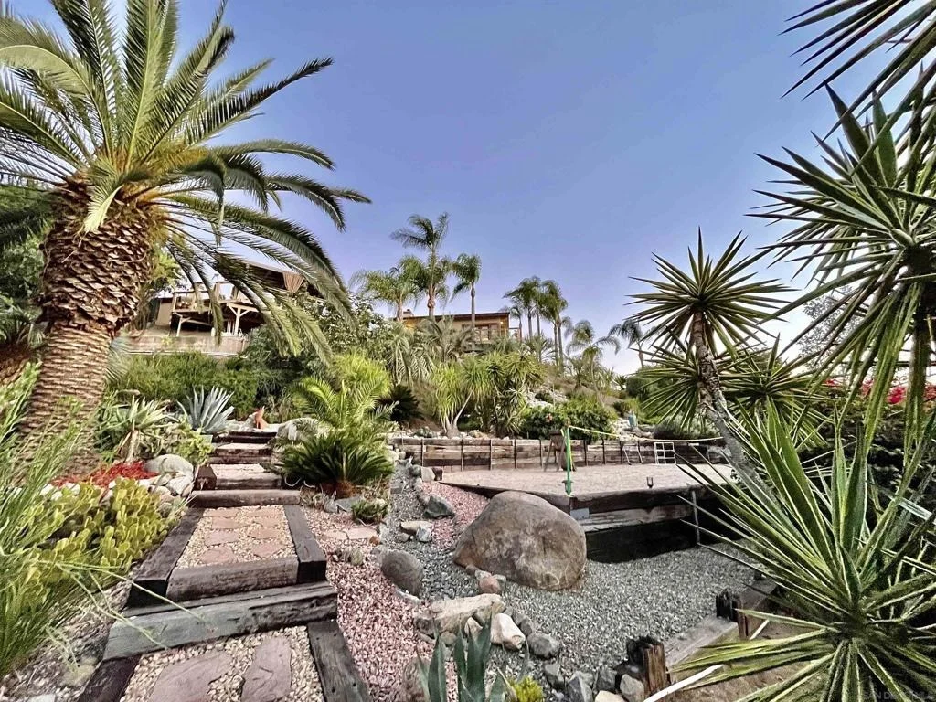 Photo of 5346 Grandridge Rd