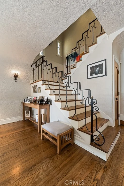Photo of 170 Saint Joseph