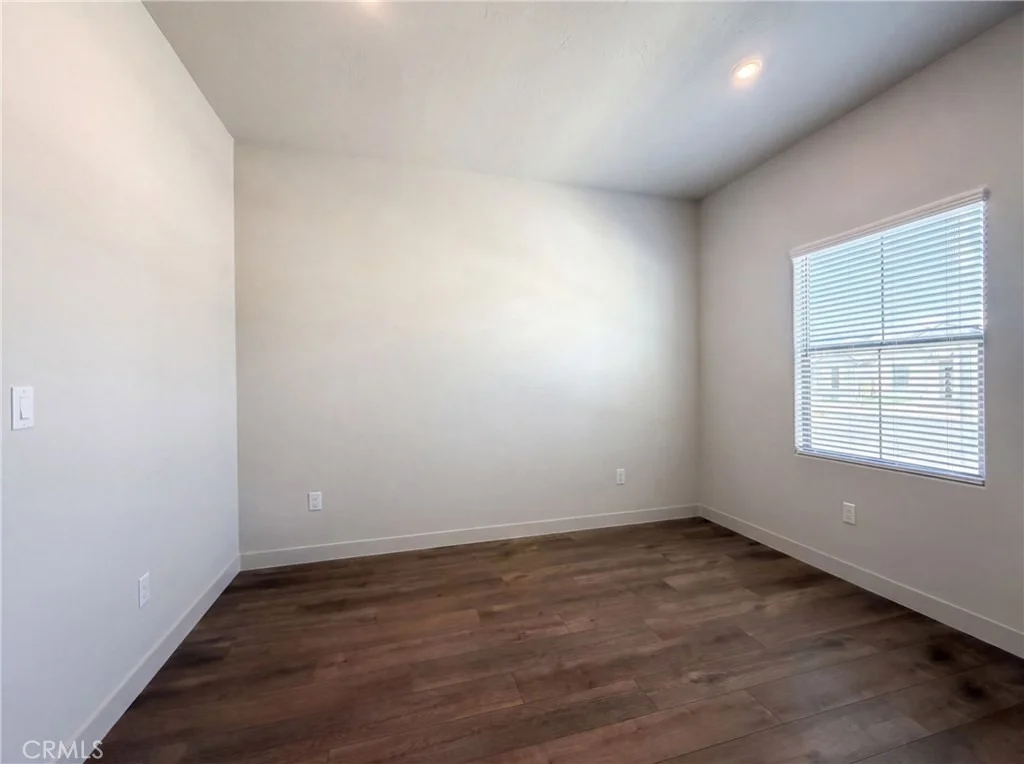 Photo of 2262 N Marion