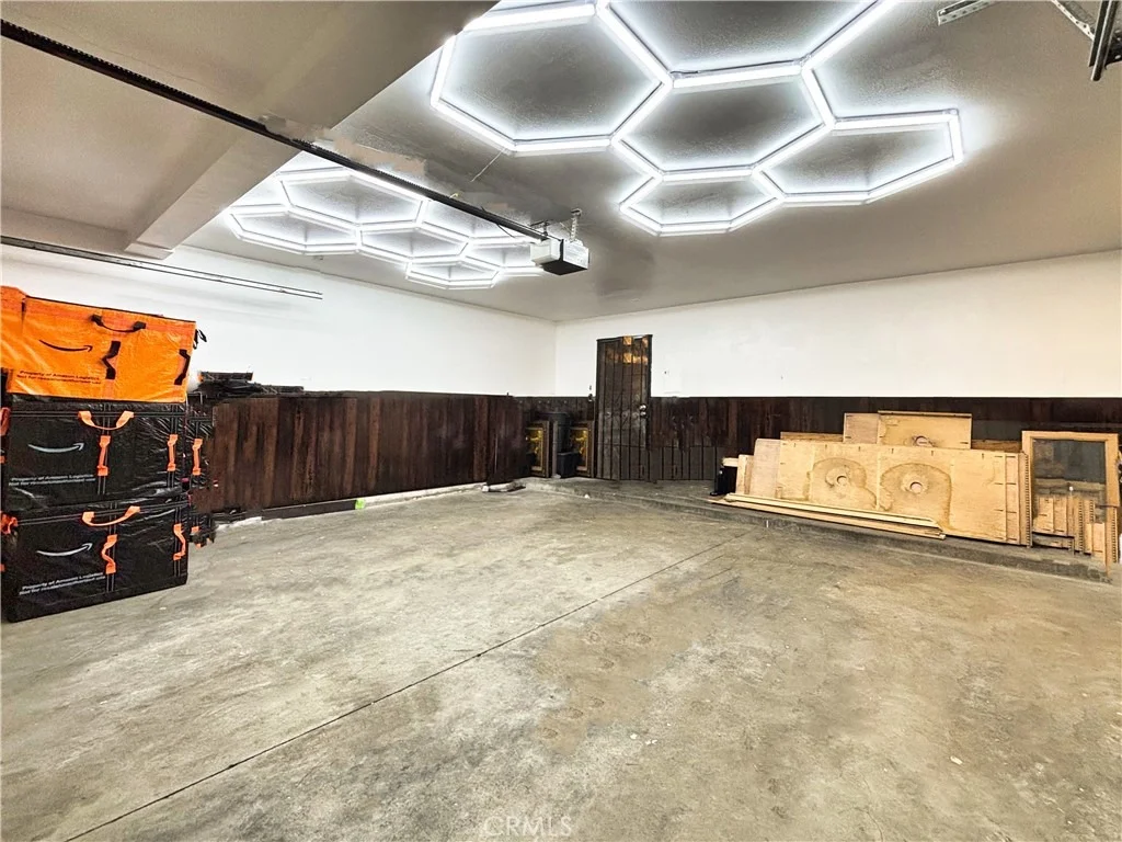 Photo of Unit 16 at 820 W Compton
