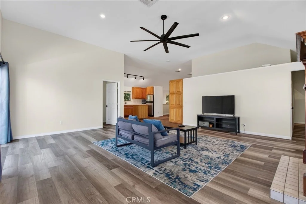 Photo of 2732 Mary Street