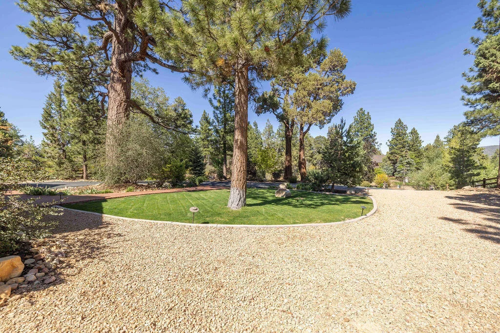 Photo of 661 Cedar Glen Drive