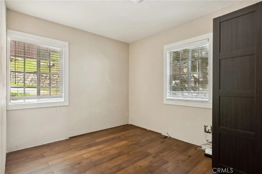 Photo of 725 Golden