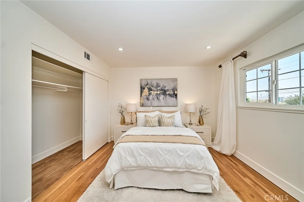 Photo of 1118 Clorinda