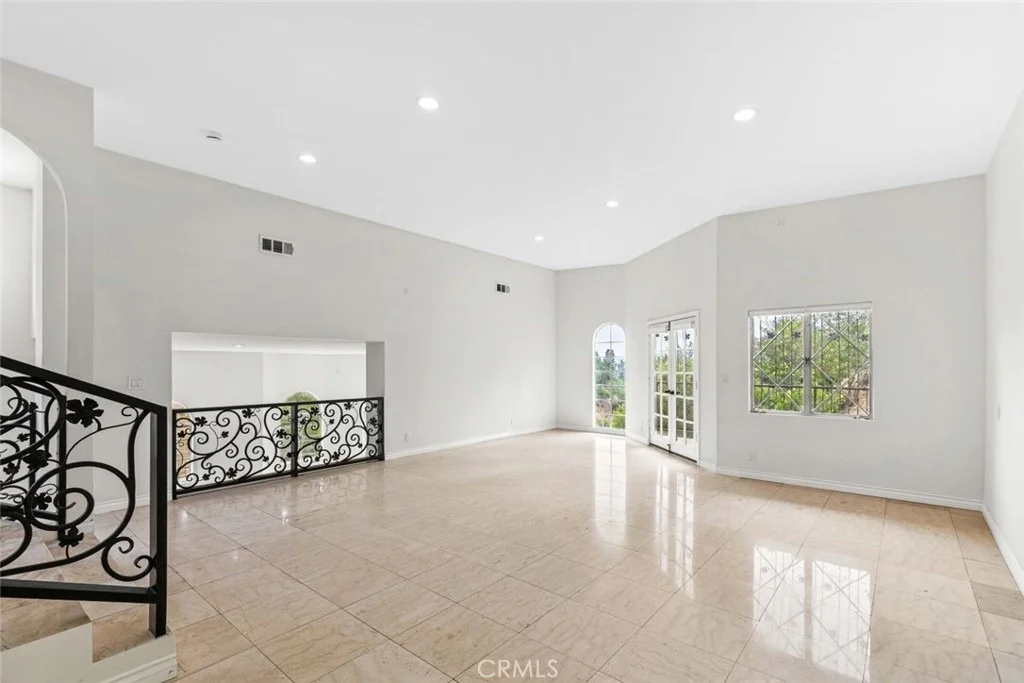 Photo of 631 Caleb Street