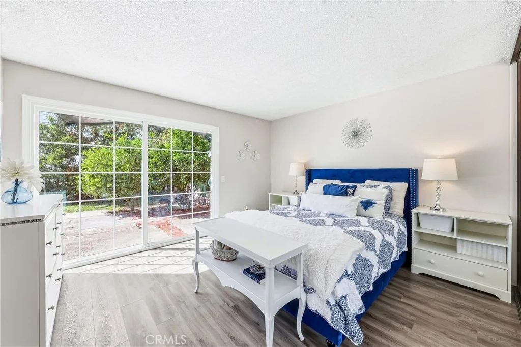 Photo of 1585 Camelot