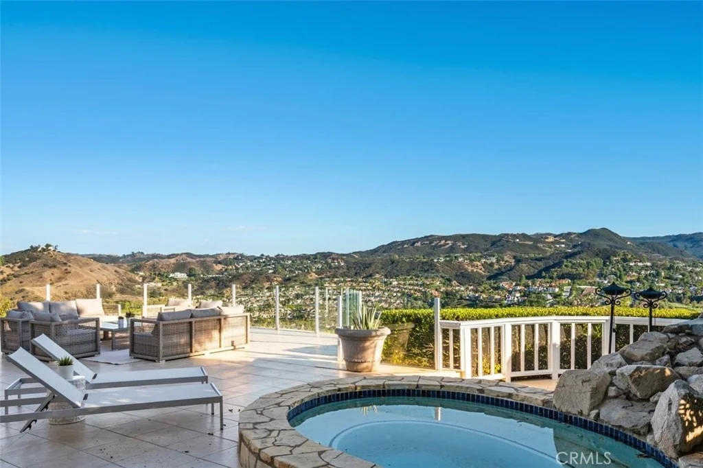 Photo of 24658 Cordillera Drive