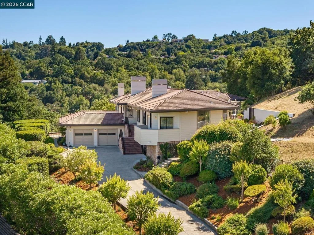 Photo of 6 Tanglewood Lane