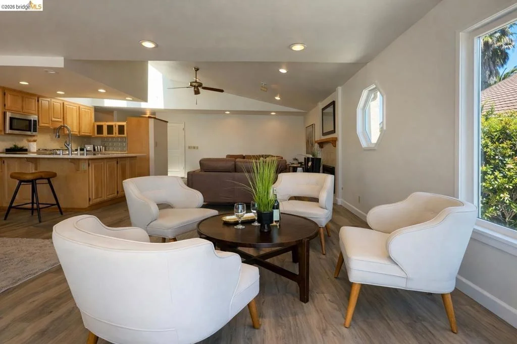 Photo of 281 Discovery Bay Blvd