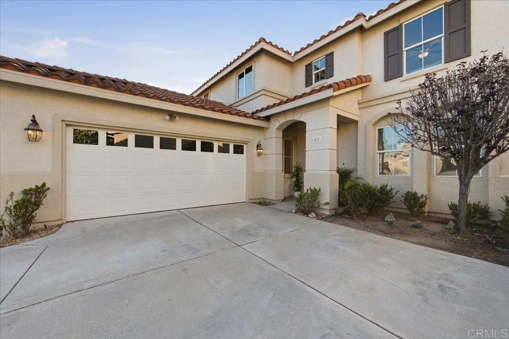 Photo of 812 Avenida Abeja