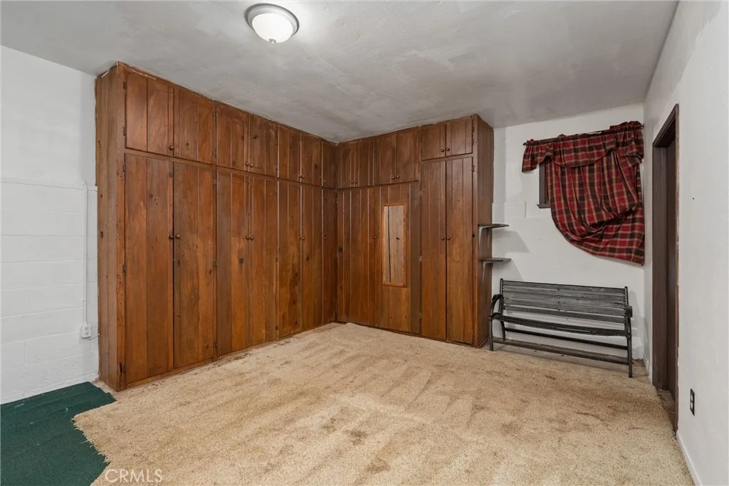 Photo of 14474 Carnegie