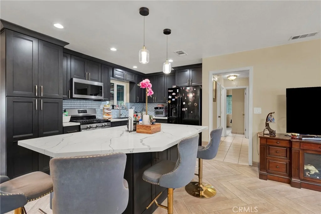Photo of 3765 Verde
