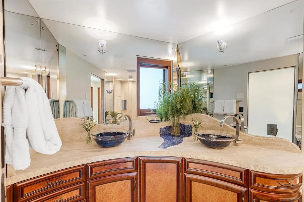 Photo of 3921 Ocean Front Walk