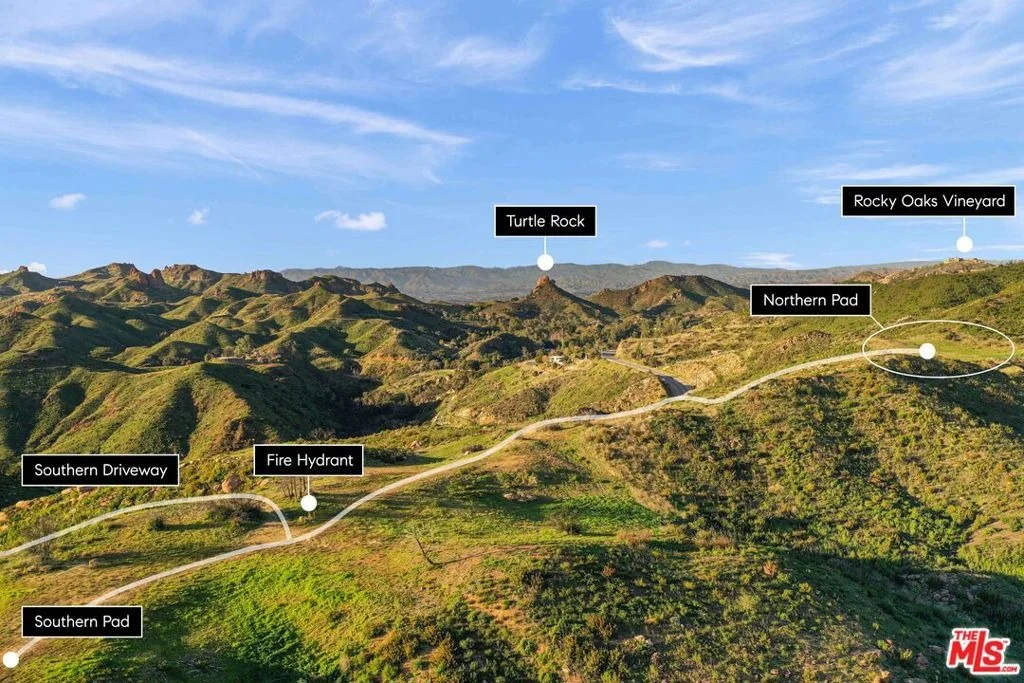 Photo of 1100 Kanan Dume Road