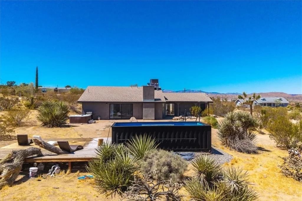 Photo of 7119 Saddleback Road