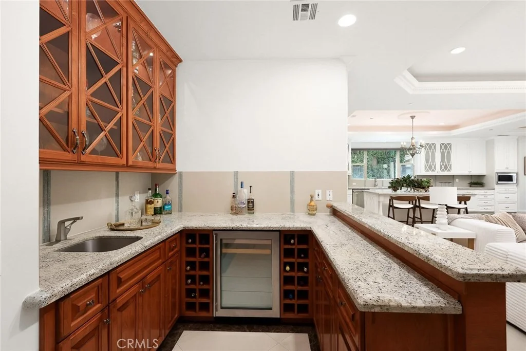 Photo of 3255 Lombardy Road