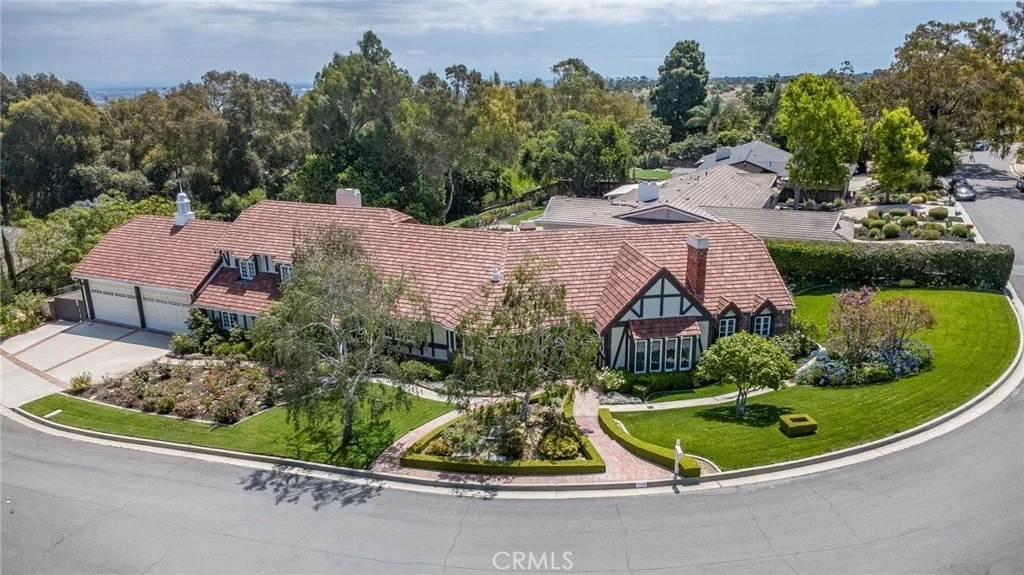 Photo of 9 Pleasant Hill Drive