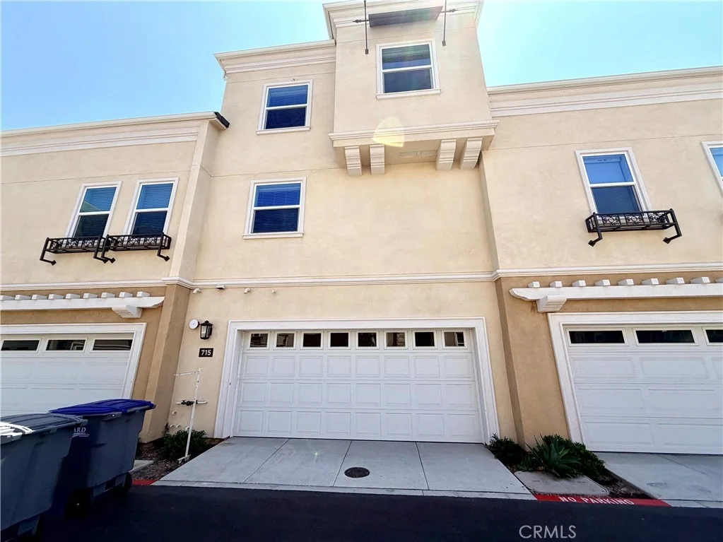 Photo of 715 Winchester Drive