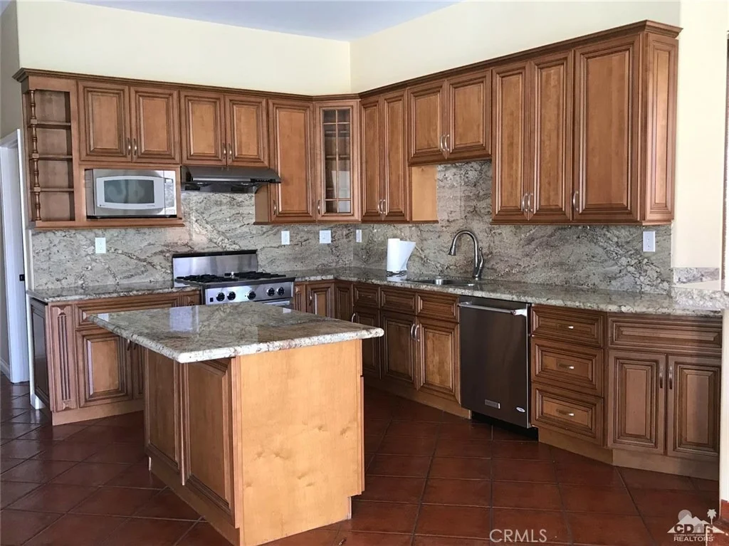 Photo of 10 Tucson Circle
