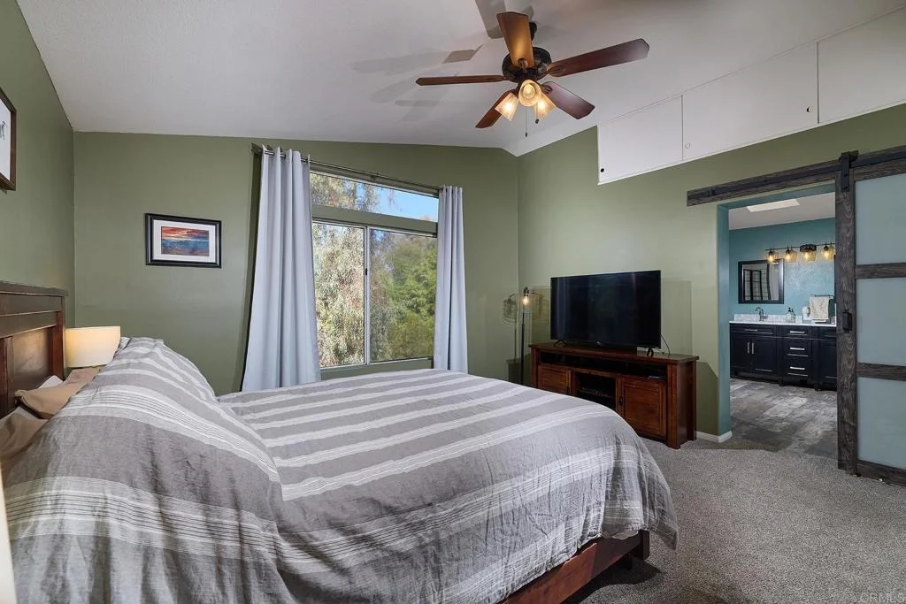 Photo of 39593 Willowbend Drive