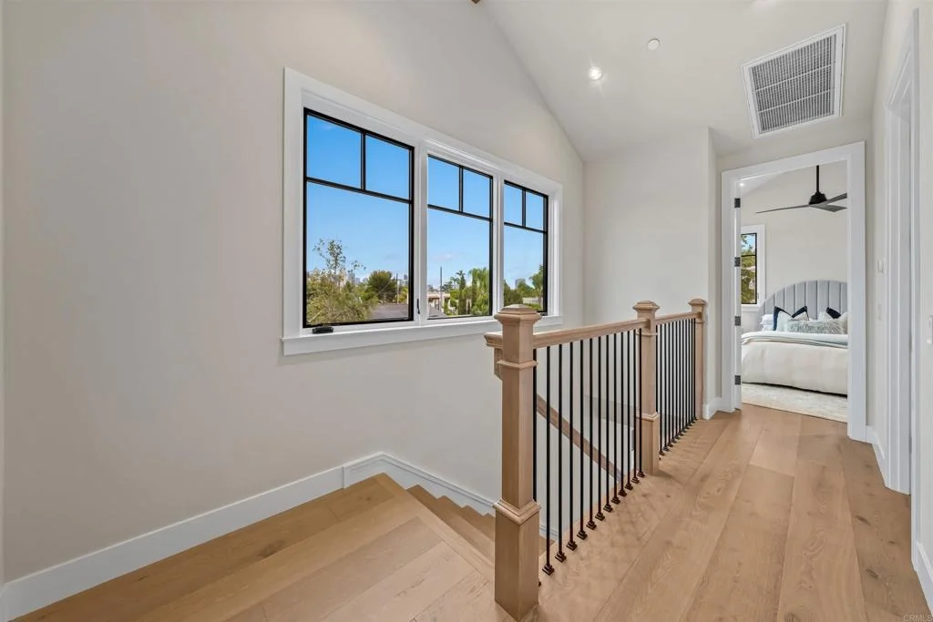 Photo of 305 J Avenue