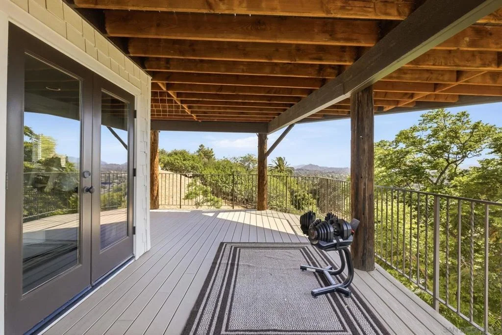 Photo of 931 Sol Vista Glen