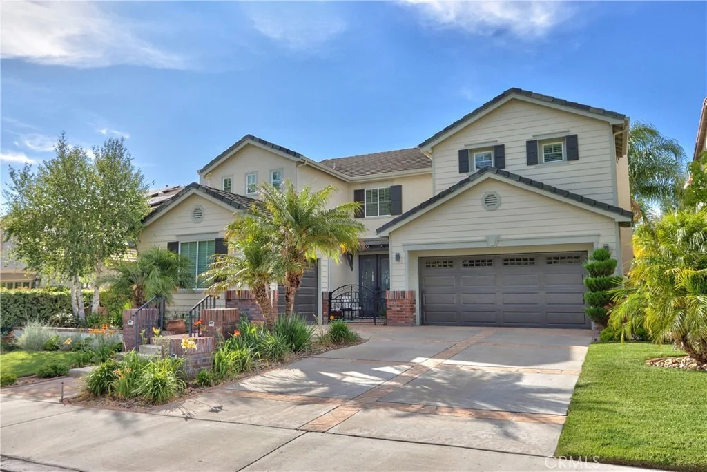 Photo of 33208 Rhine Ave.