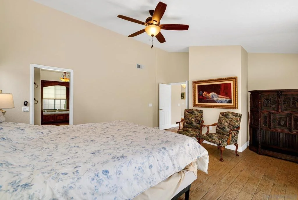 Photo of 2232 Eucalyptus