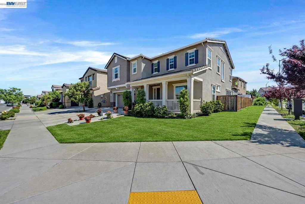 Photo of 1710 Flora Way