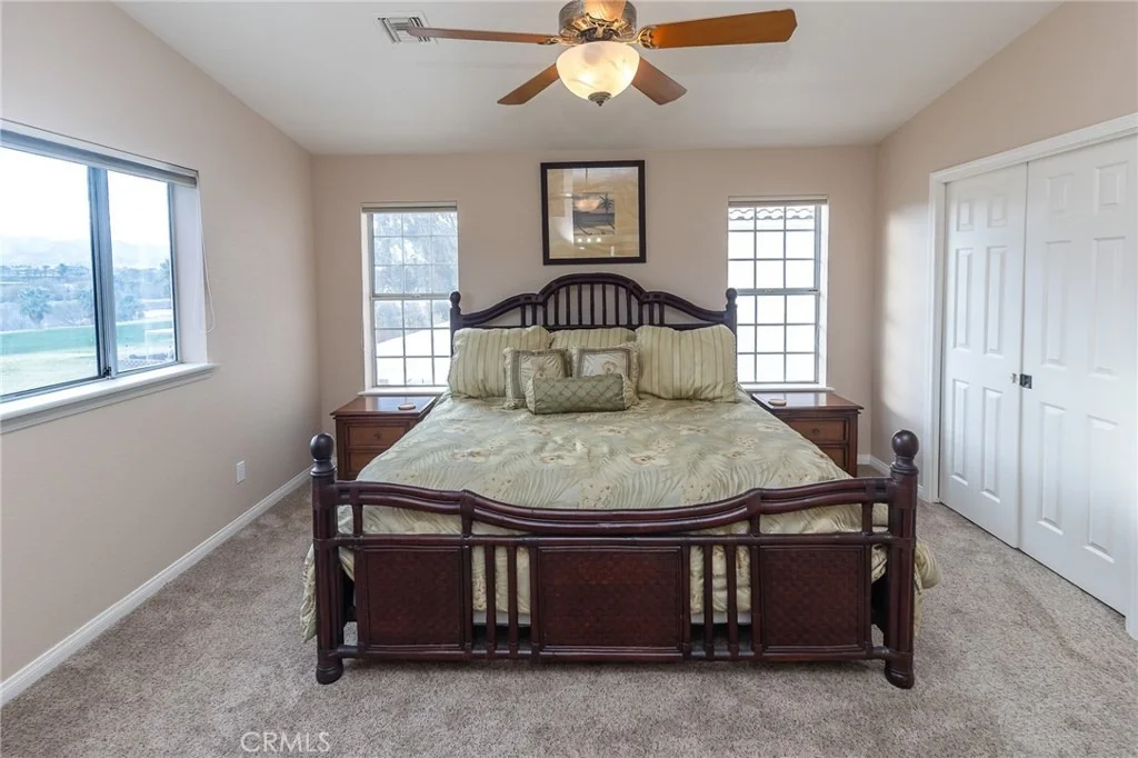 Photo of 915 Beach Drive
