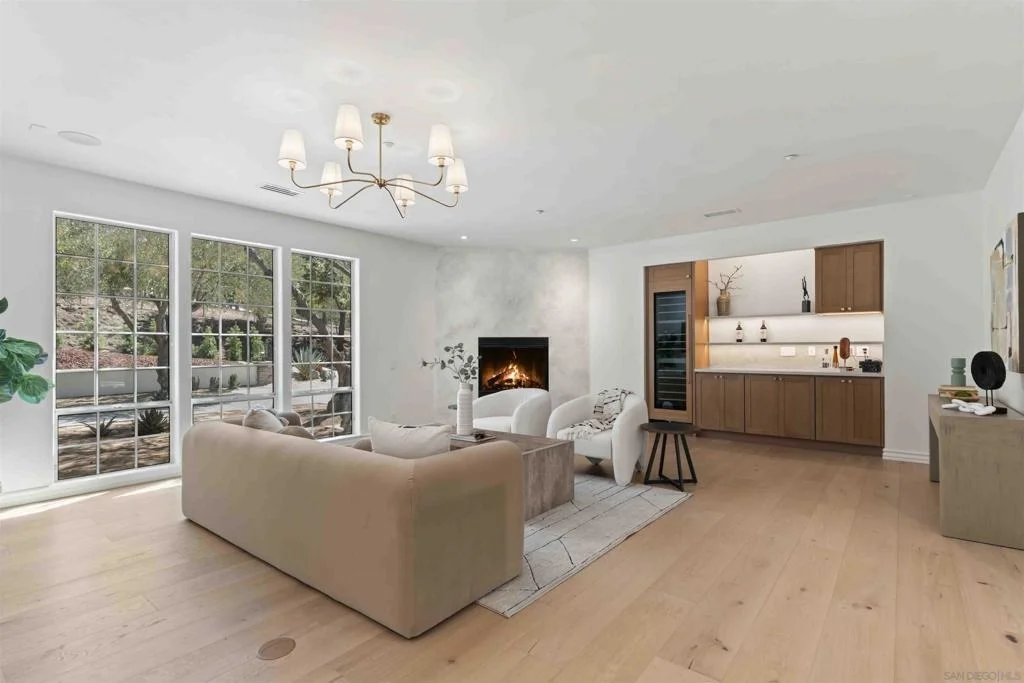 Photo of 3068 Willow Heights Road