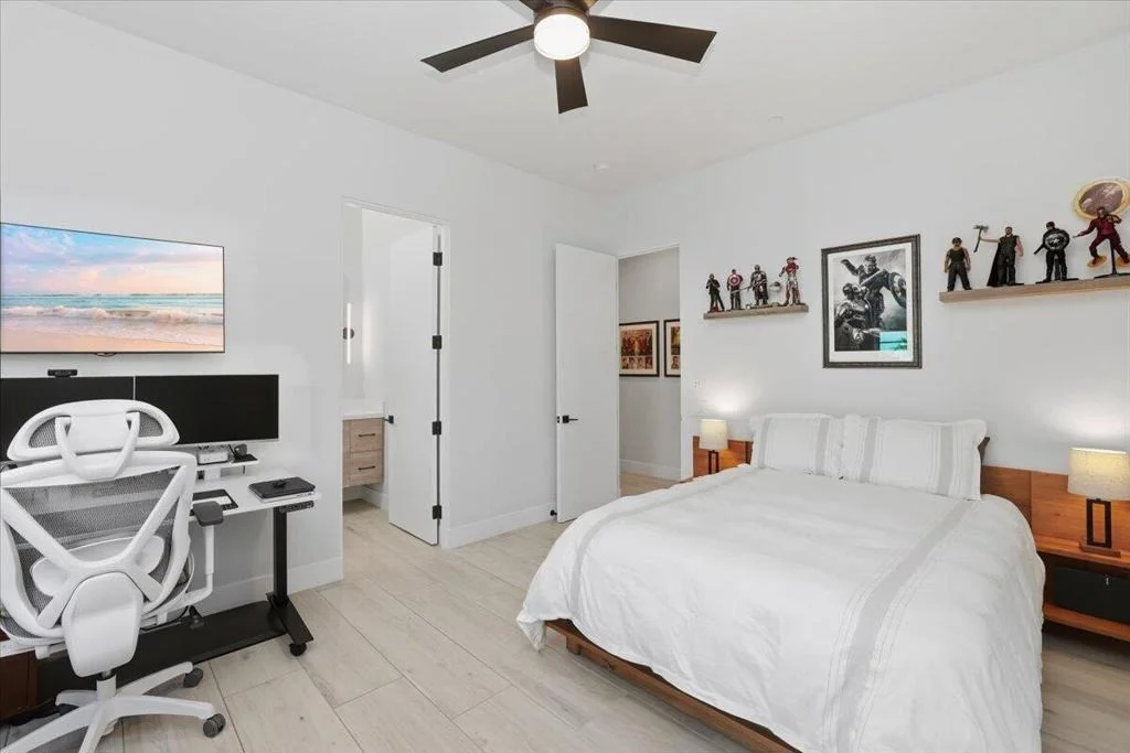 Photo of 54905 Avenida Obregon