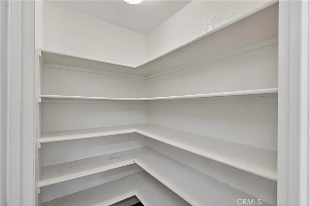 Photo of 724 Robin Drive