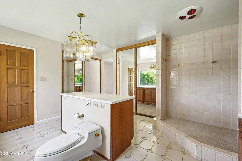 Photo of 195 Avocado Place