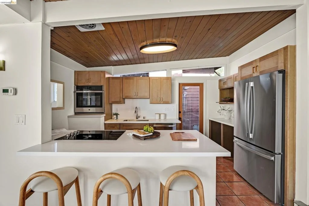 Photo of 2864 Shasta Rd