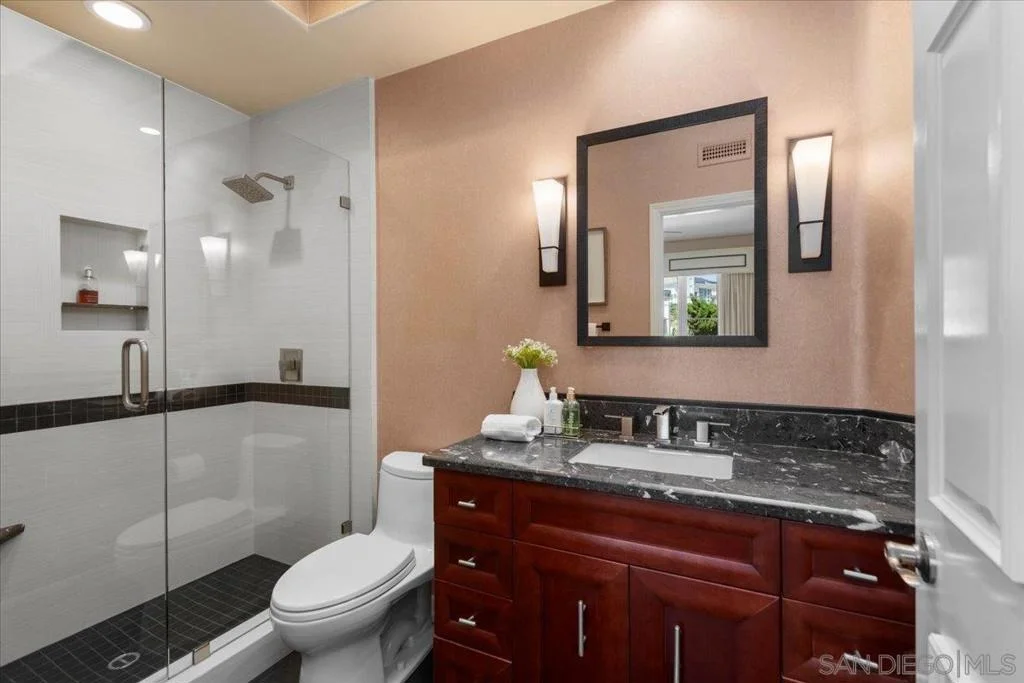 Photo of 1601 Starling Court