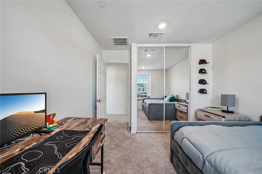Photo of 4646 Florence