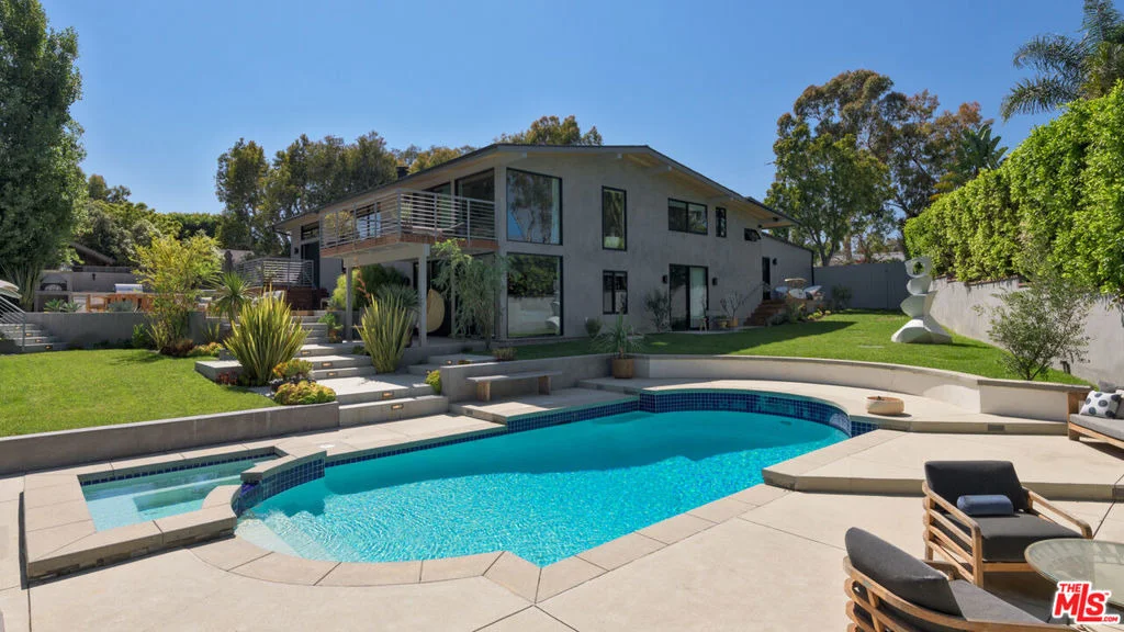 Photo of 6738 Wildlife Road