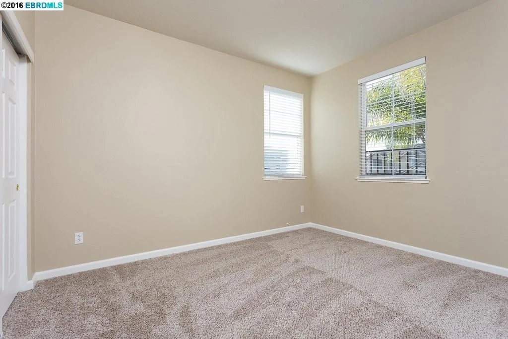 Photo of 576 PEARSON DR