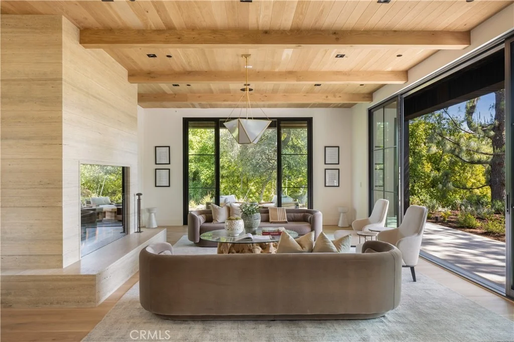 Photo of 24341 ROLLING VIEW Road