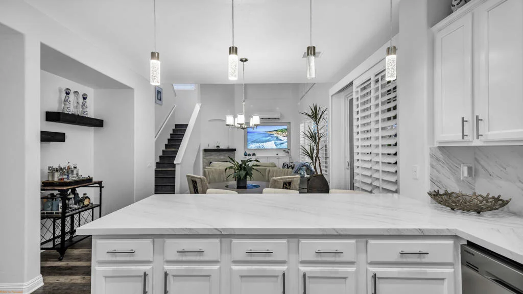 Photo of 49785 Redondo Poniente