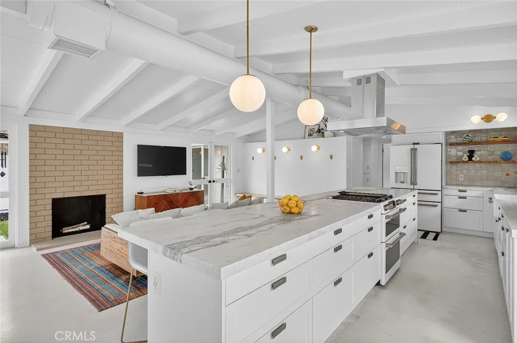 Photo of 3065 Stevely