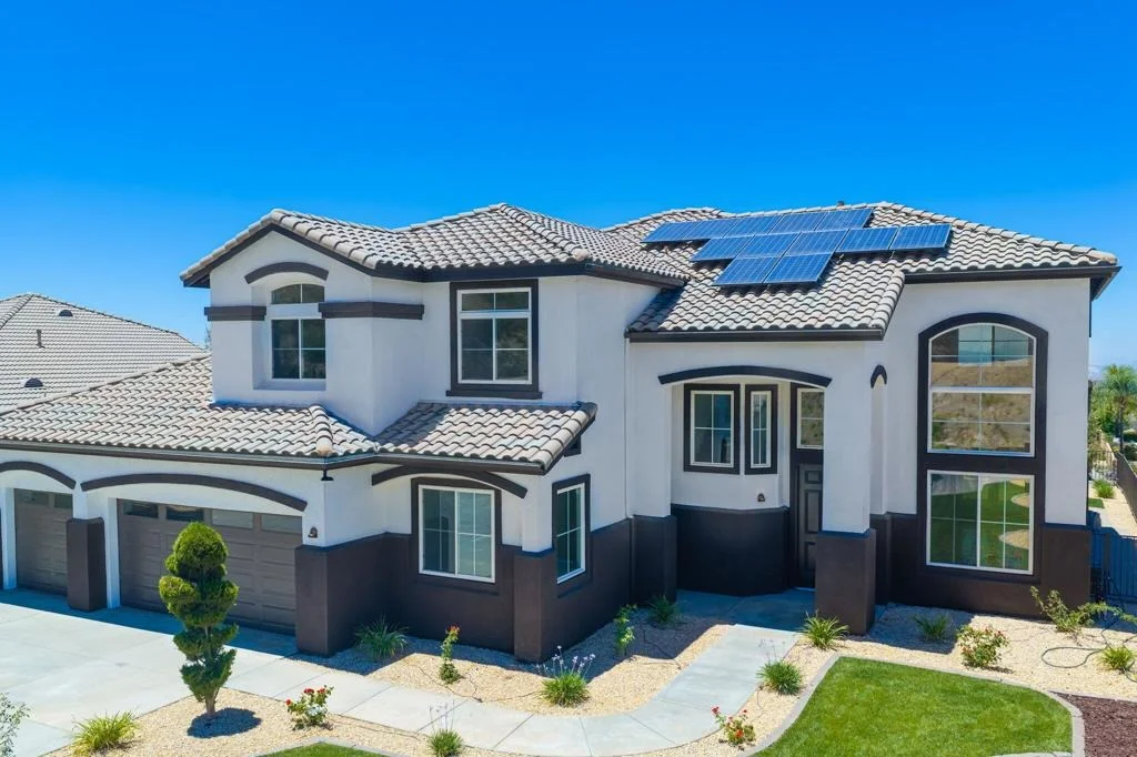 Photo of 13435 Canyon Crest Road
