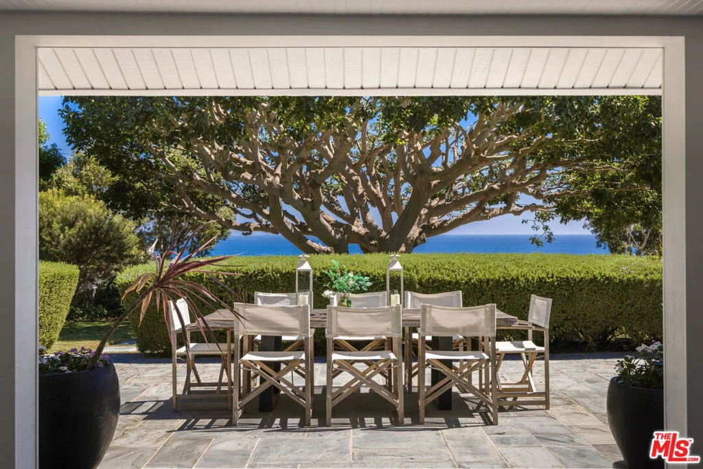 Photo of 29225 Cliffside Drive