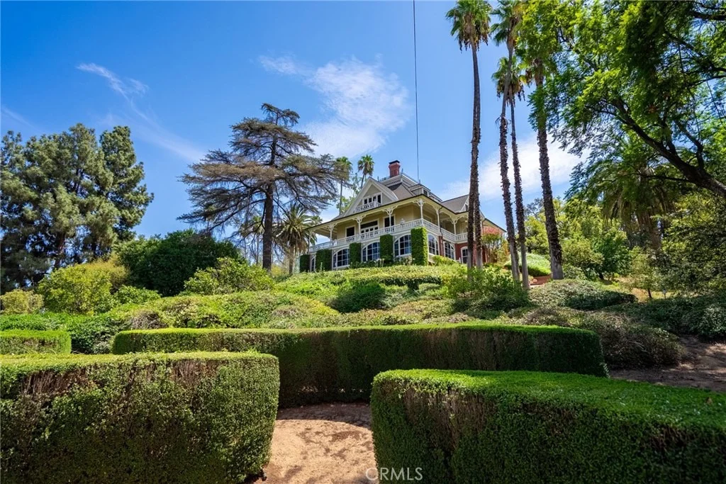 Photo of 2812 Ivy